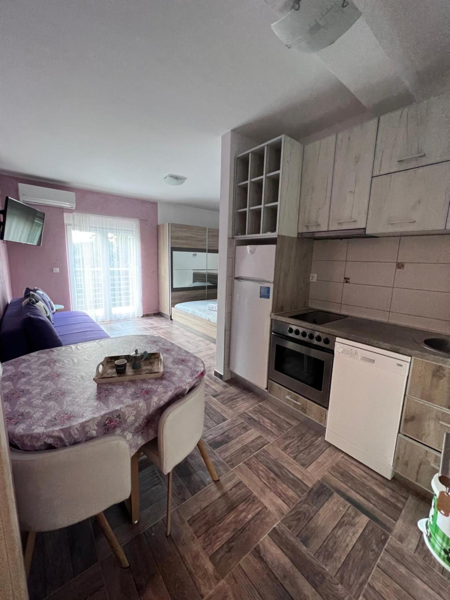 Apartmani Vivami Budva Exterior photo