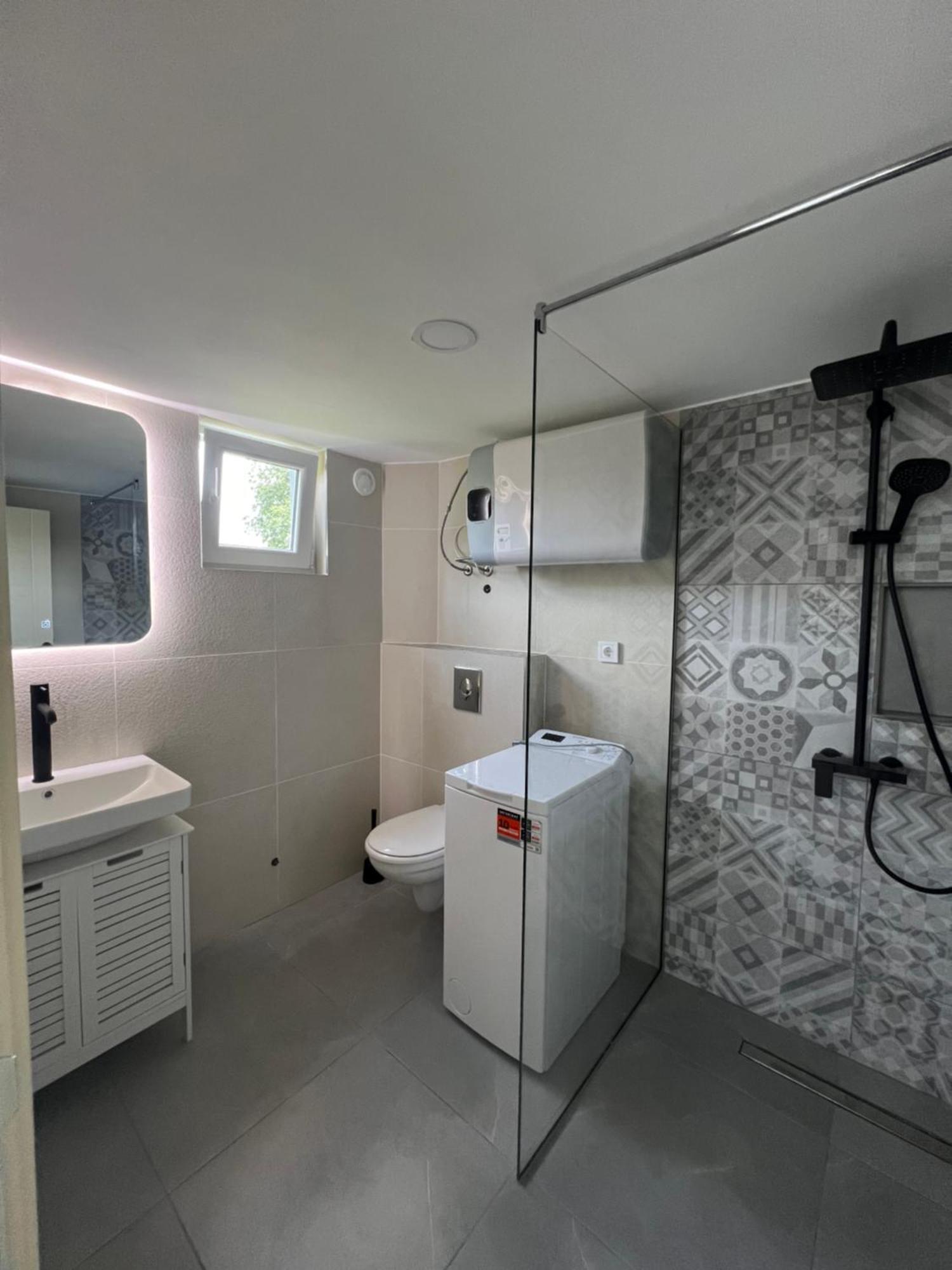 Apartmani Vivami Budva Exterior photo